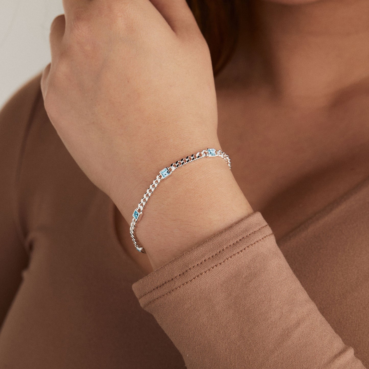 March Birthstone Aquamarine Curb Chain Bracelet